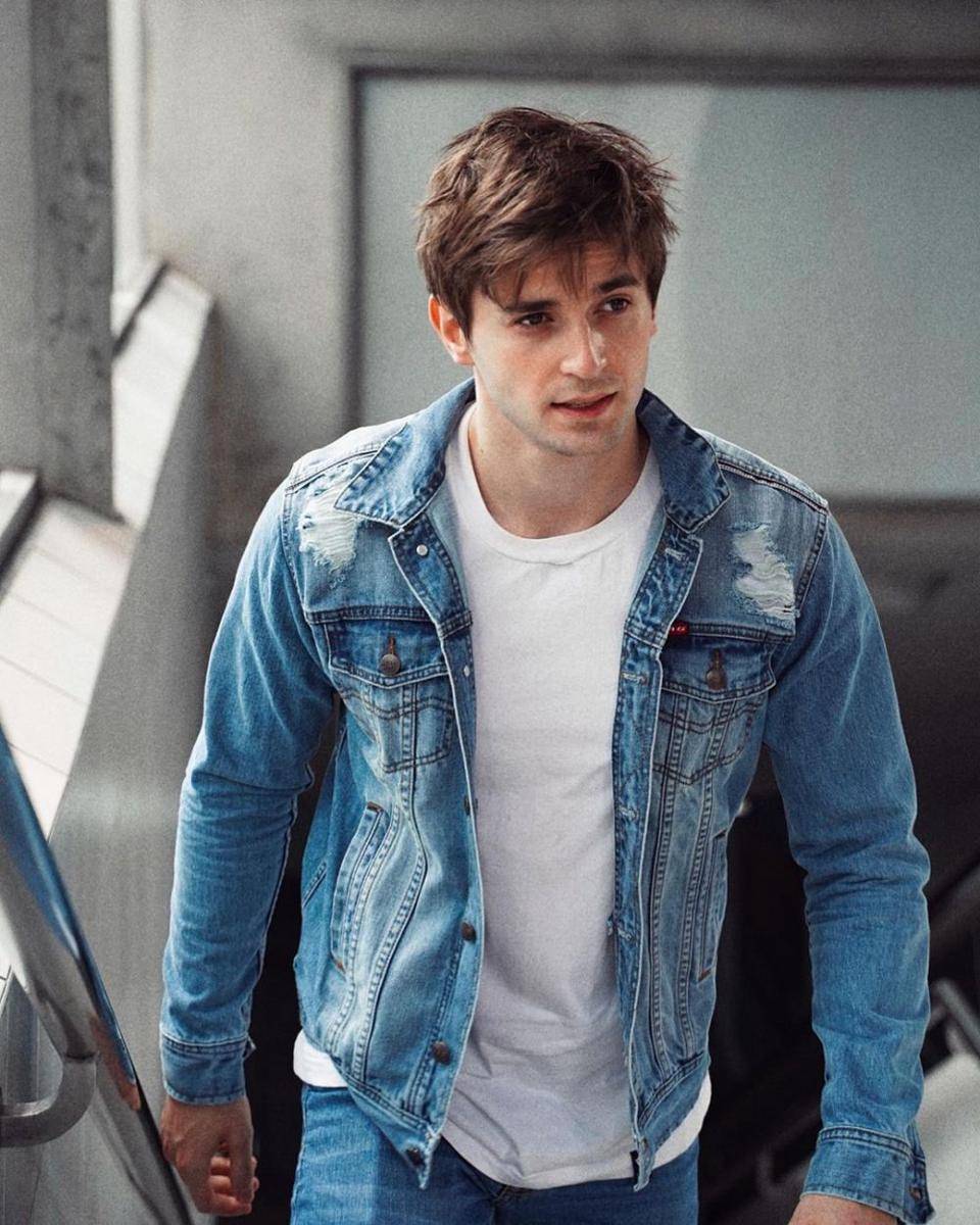 Vladimir Grand (instagram.com/callmegrand)