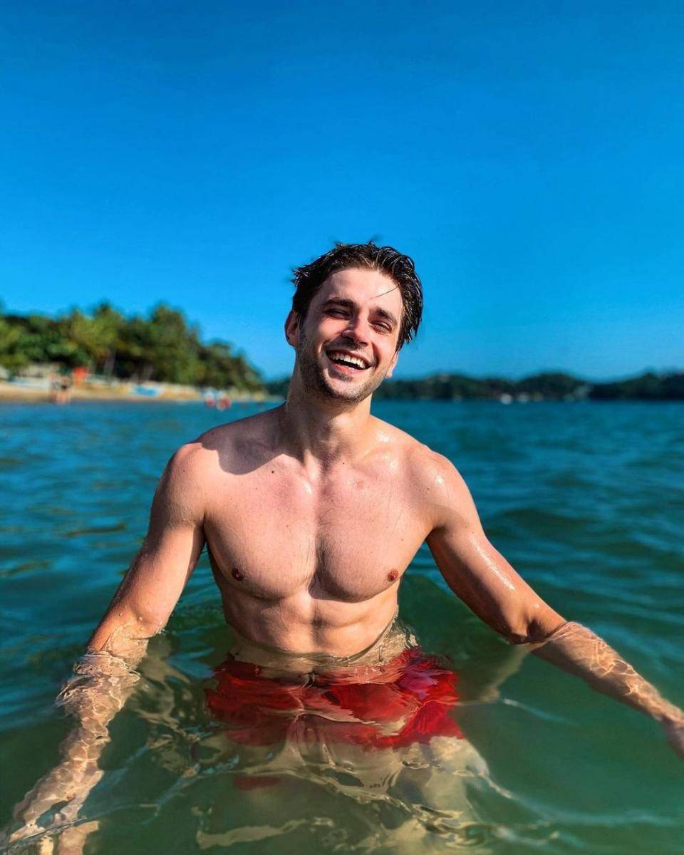 Vladimir Grand (instagram.com/callmegrand)