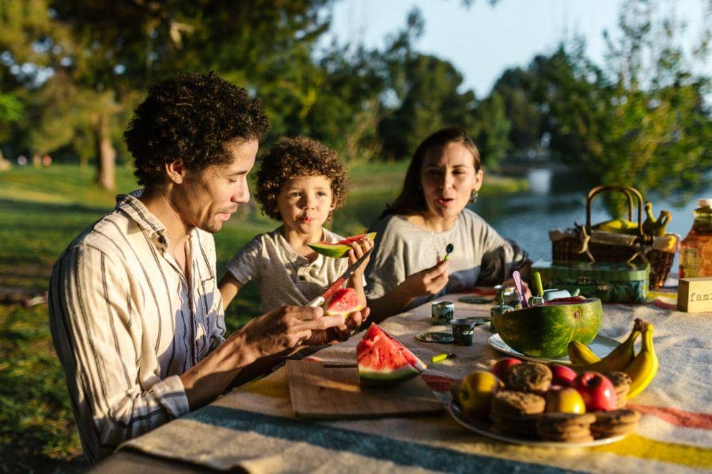 5 Rekomendasi Buah Tingkatkan Berat Badan Anak, Tinggi Kalori!