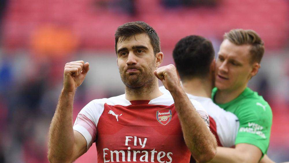 Sokratis Papastathopoulos (skysports.com)