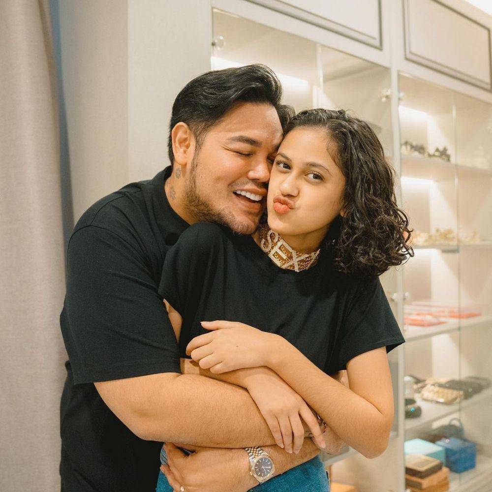 Potret akrab Ivan Gunawan dan Asila Maisa. (instagram.com/therealasilamaisa)