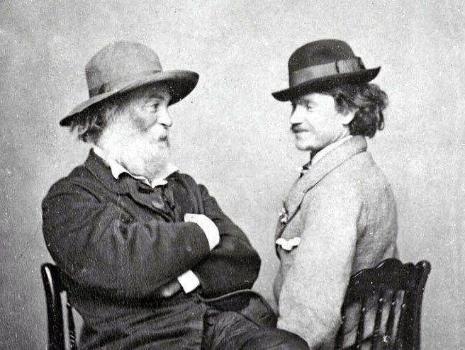 Walt Whitman dan Peter Doyle, sekitar tahun 1869 (commons.wikimedia.org/M. P. Rice)