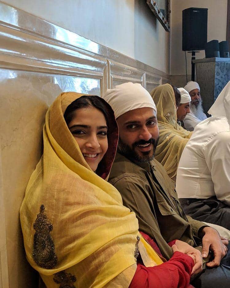 Sonam Kapoor dan suami (instagram.com/sonamkapoor)