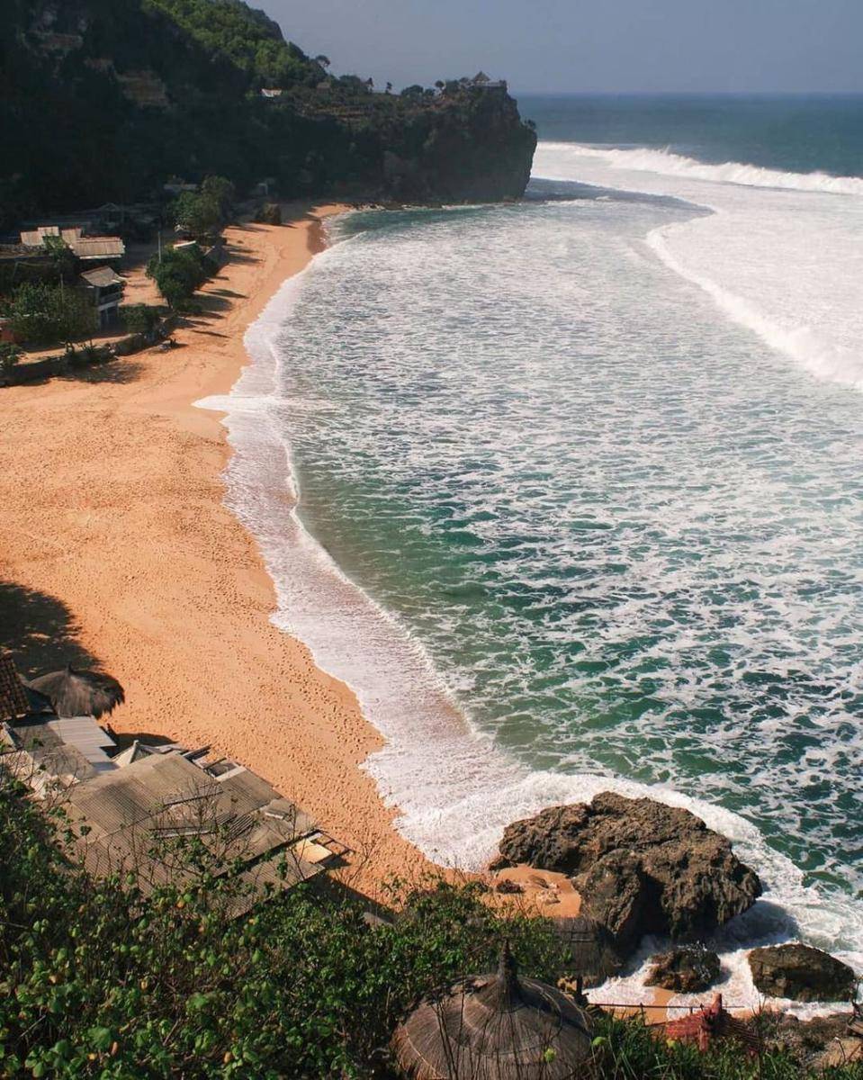 Pantai Pok Tunggal (instagram.com/bocahpedalaman)