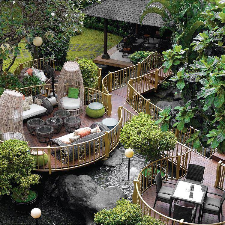 Jimbaran Lounge and Outdoor (instagram.com/ jimbaranlounge)