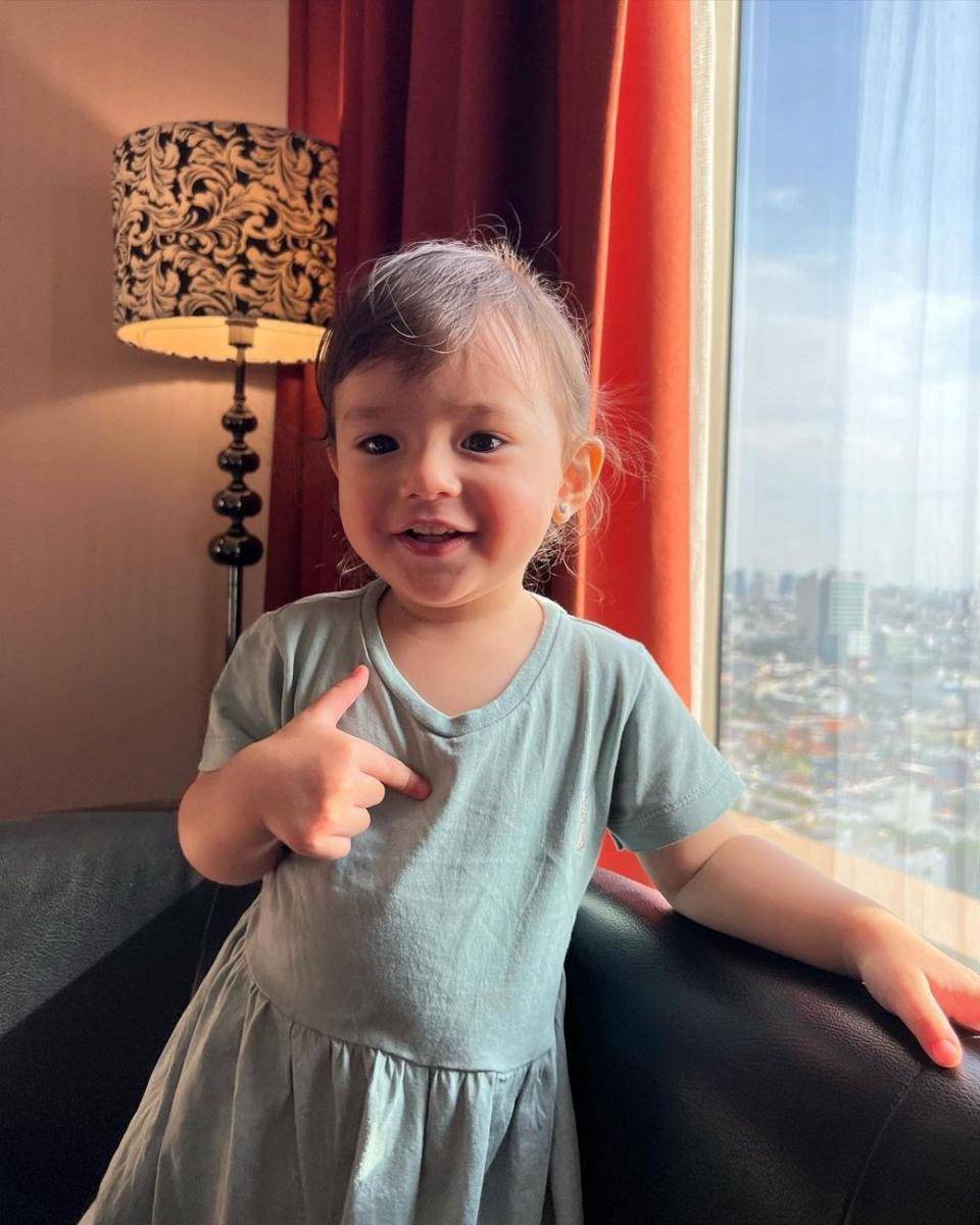 Chloe (instagram.com/asmirandah89)