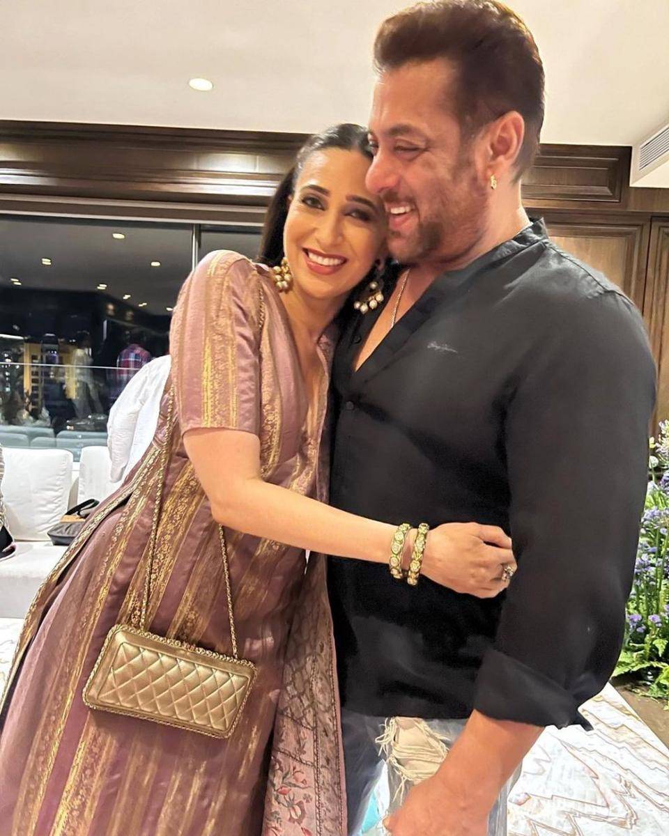 Karisma Kapoor (instagram.com/therealkarismakapoor)