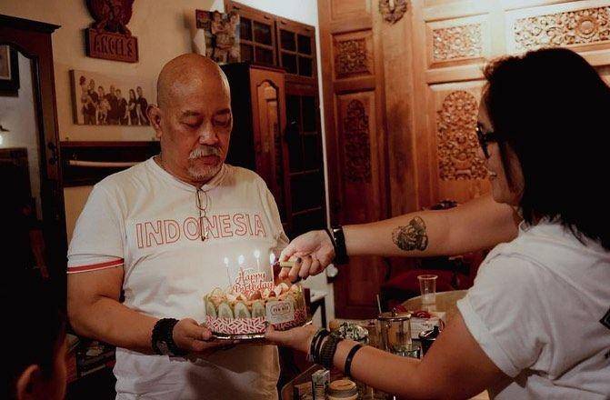 potret ultah Indro Warkop (instagram.com/ipoet7)