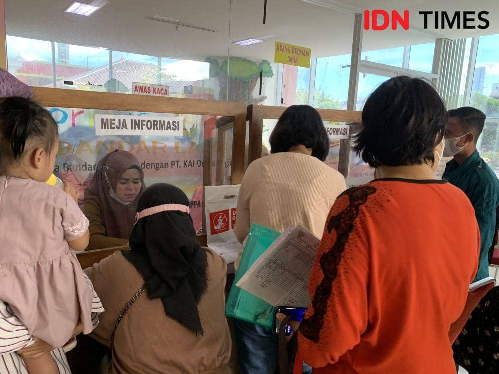 Kantor Pelayanan Dukcapil Kota Bandar Lampung. (IDN Times/Rohmah Mustaurida).
