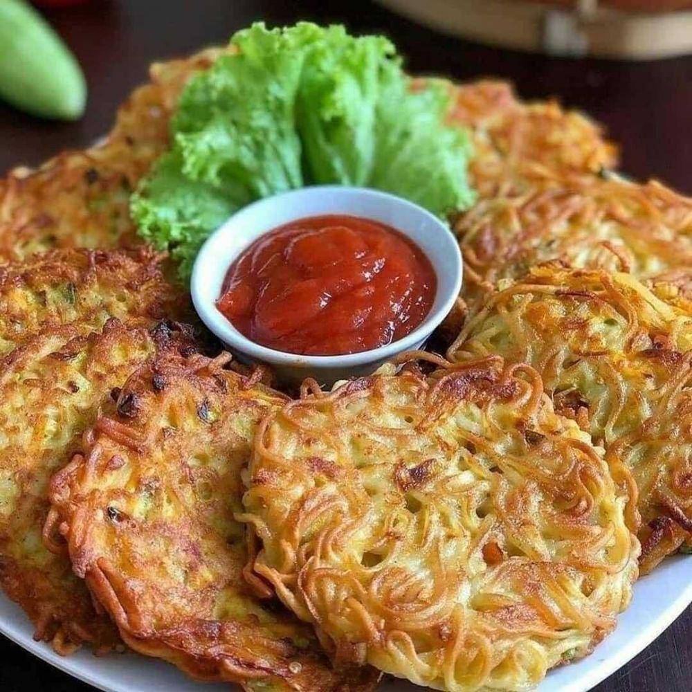 mie dadar goreng (instagram.com/resepmasakansimbok)