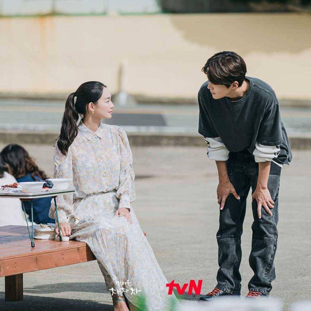 Cuplikan drama Hometown Cha Cha Cha (dok. tvN/Hometown Cha Cha Cha)
