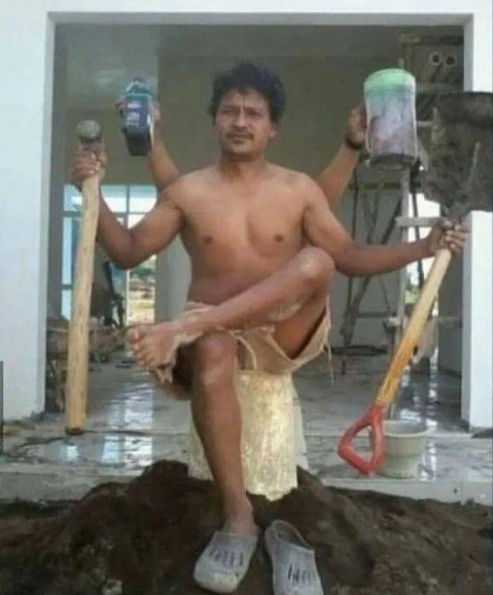 bapak-bapak kelebihan energi (instagram.com/humorsantuy)
