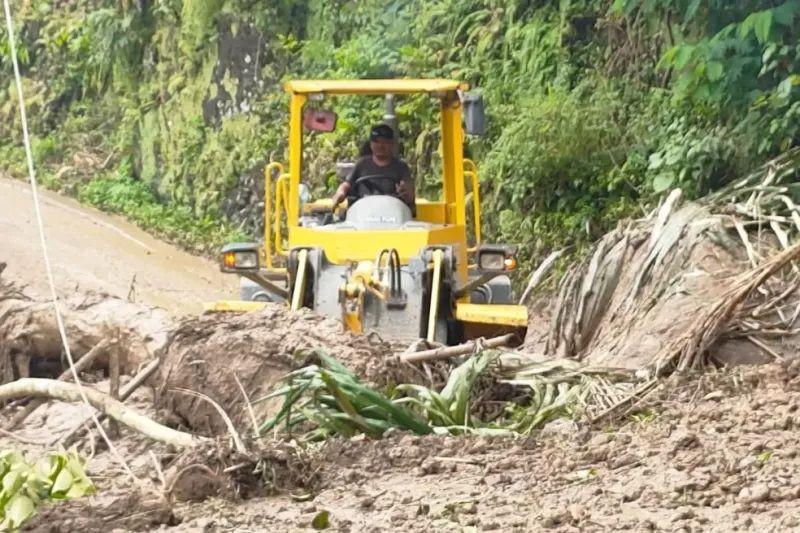 Sempat Tertutup Longsor, Akses Jalan Sinjai-Malino Sudah Bisa Dilalui