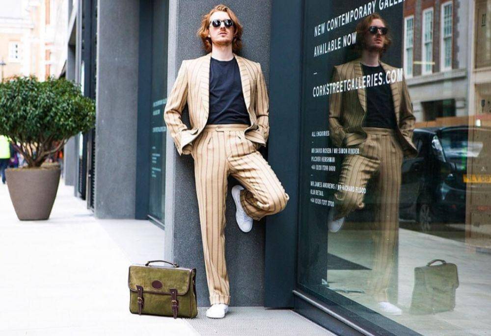 ilustrasi pria memakai baju garis vertical (instagram.com/dashingtweeds)