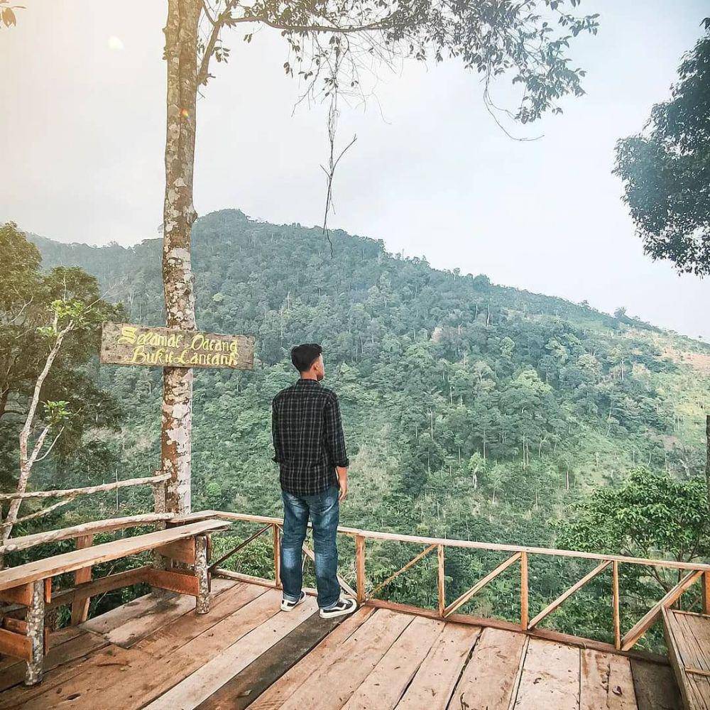 Bukit Lantana (instagram.com/restu_ananda28)