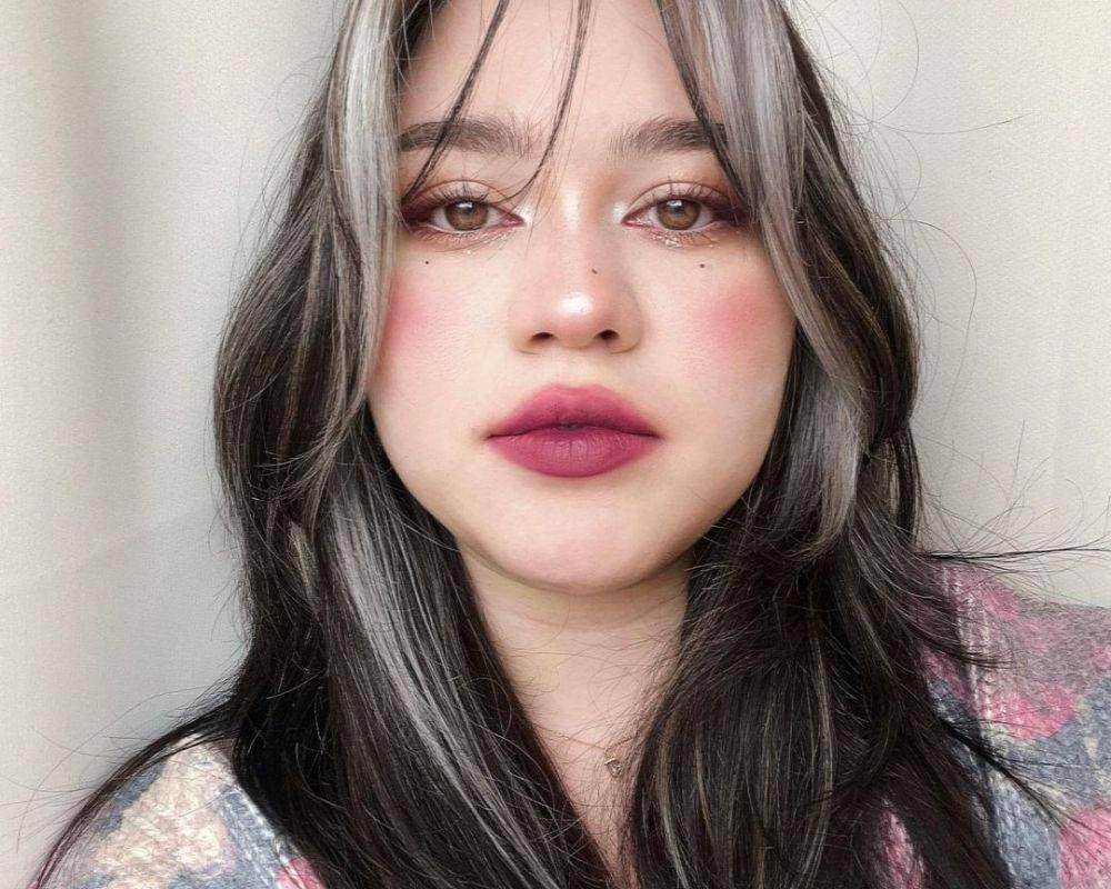 Inspirasi makeup ala Sarah Ayu (instagram.com/sarahayuh_)