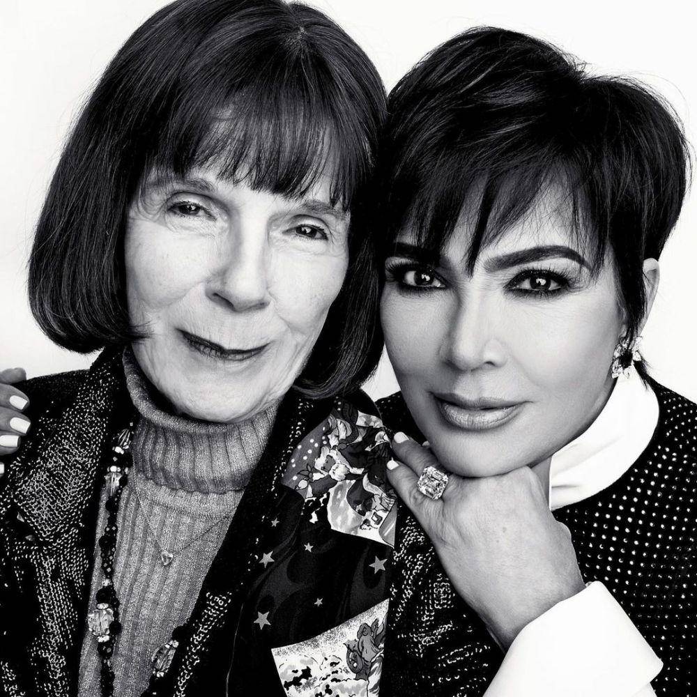 potret Kris Jenner dan ibu  (instagram.com/krisjenner)