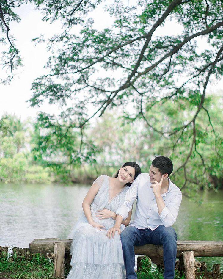 maternity shoot Deasy Priscilla dan Marcel Chandrawinata (instagram.com/marcelchandra)