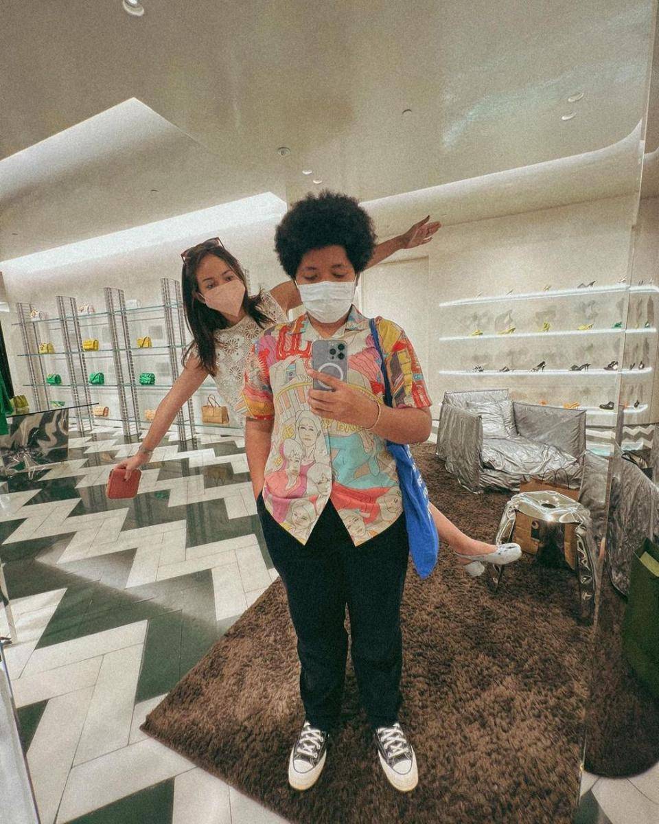 potret Enzy Storia dan adiknya (instagram.com/enzystoria)