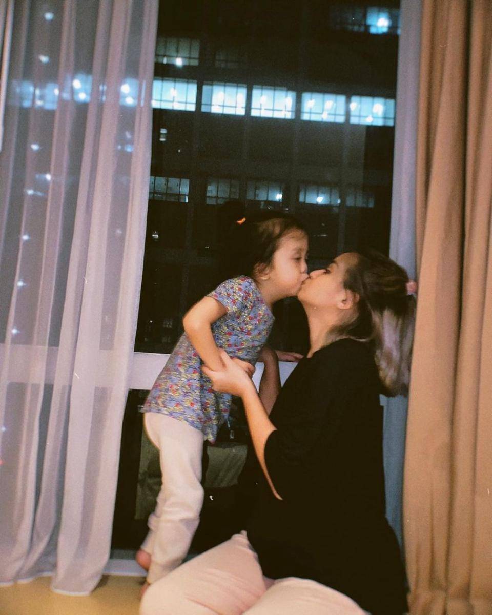 Joanna Alexandra dan anak (instagram.com/joannaalexandra)