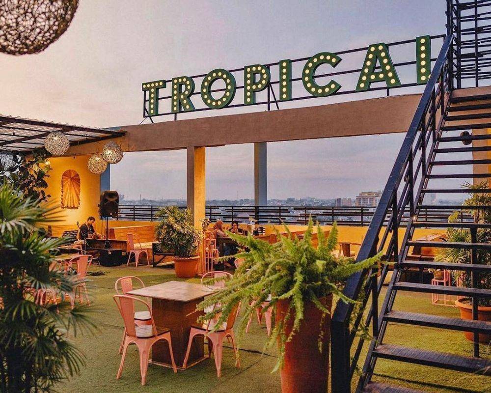 Tropical Rooftop (instagram.com/tropicalrooftop)