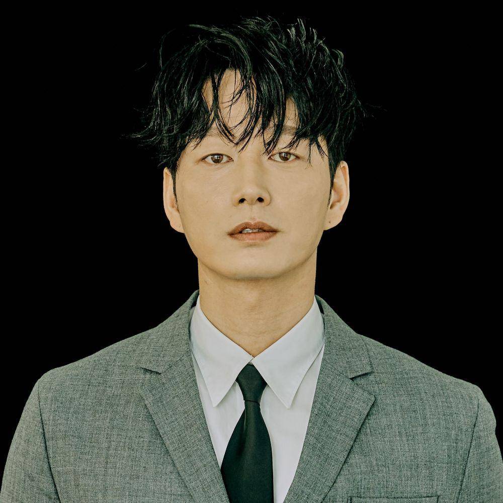 Lee Hyun Wook (managementair.com)