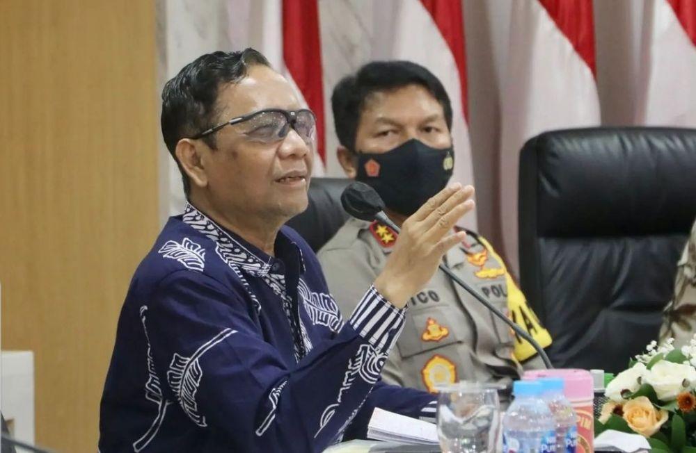 Menghadap Jokowi, Mahfud: Pemerintah Serius Mau Sikat Mafia Tanah
