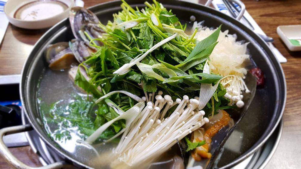 ilustrasi sigeumchi doenjang guk (pixabay.com/lnain336)