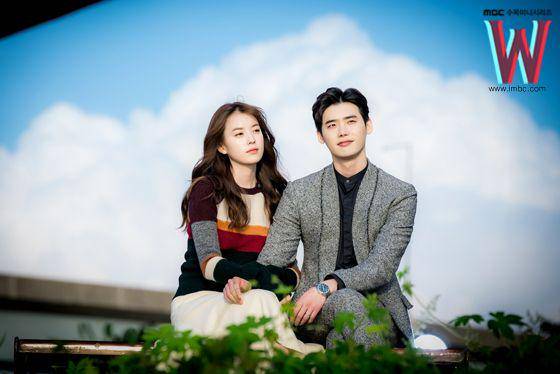 drama W Two World (dok. MBC)