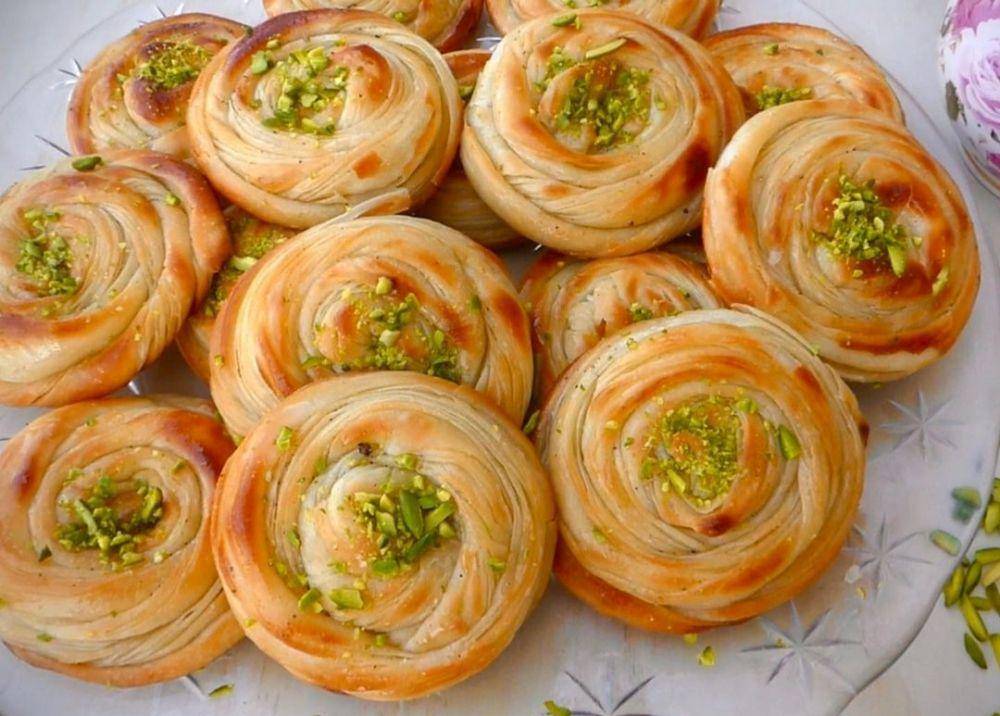 qatlama (instagram.com/mazar_cuisine)