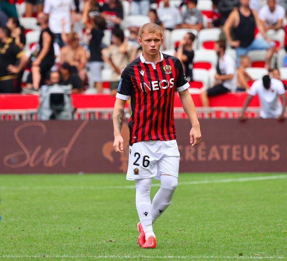 Melvin Bard ketika memperkuat OGC Nice di Ligue 1. (instagram.com/melvin_bard)