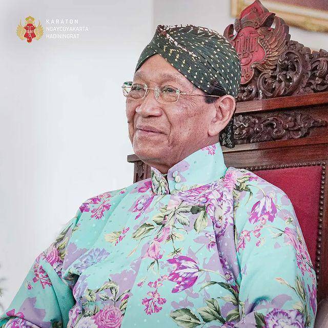 Surjan adat Yogyakarta (instagram.com/kratonjogja)