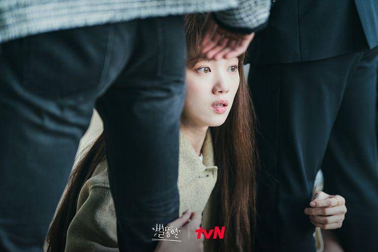 Lee Sung Kyung di drama Shooting Stars (instagram.com/tvn_drama)
