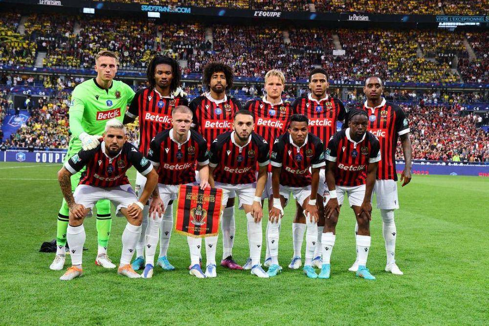 Skuad OGC Nice sebelum pertandingan Ligue 1. (instagram.com/ogcnice)