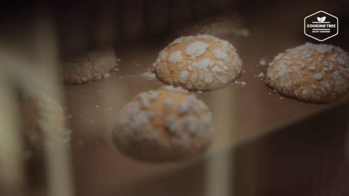 ilustrasi memanggang cookies (dok. youtube.com/Cooking tree 쿠킹트리)