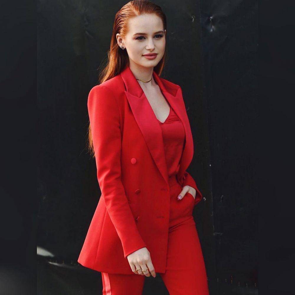 Madelaine Petsch (instagram.com/madelame)