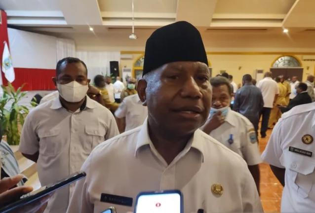 Dominggus Tak Hadiri Pelantikan Penjabat Gubernur Papua Barat Hari Ini