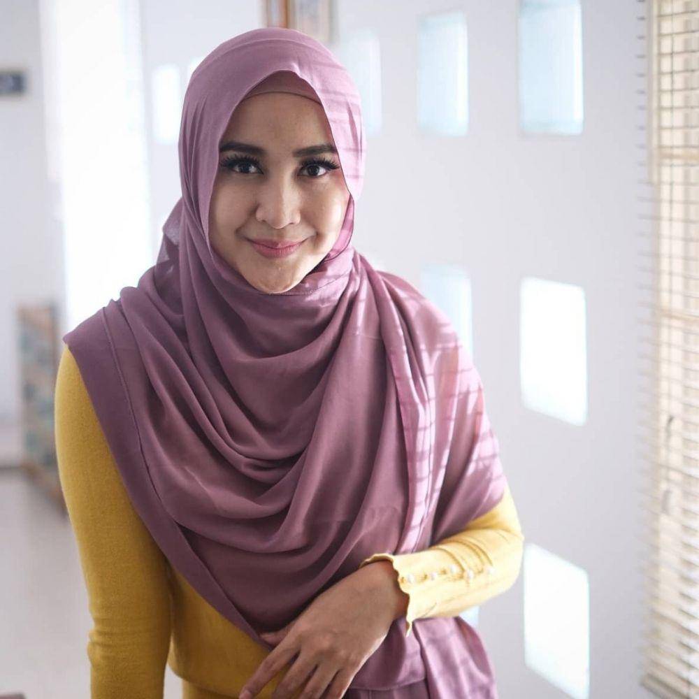 Inne Azri (instagram.com/inneazri)