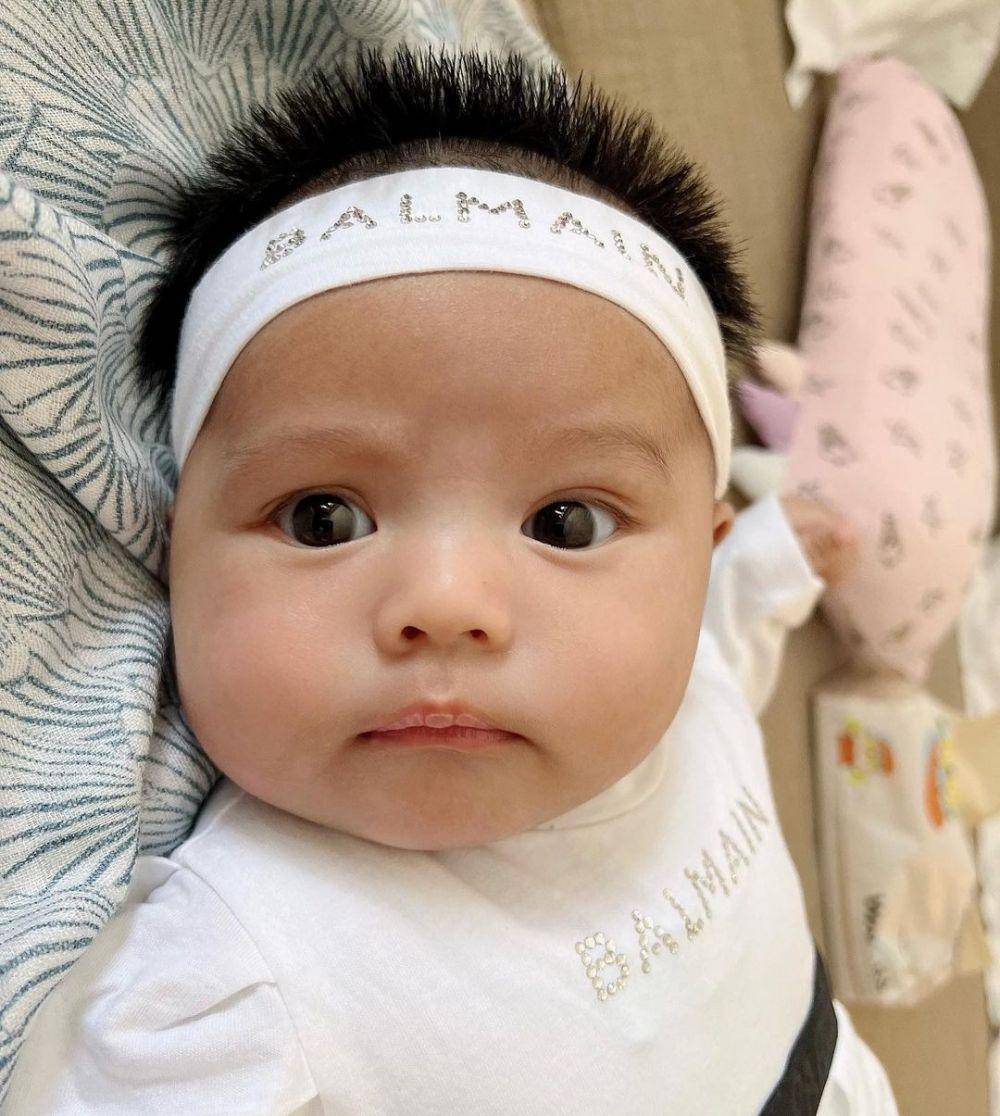 potret Ameena saat pakai bandana (instagram.com/ameenaatta)