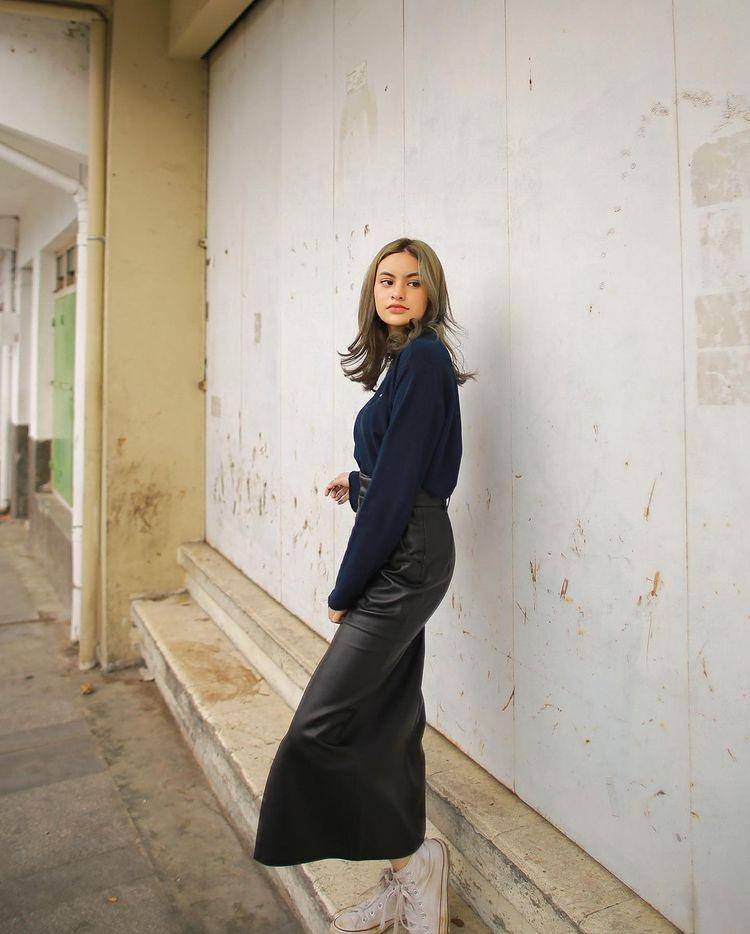 Mix and match outfit ala Andira Hadley (photo by lastweekk via instagram.com/andirazh)