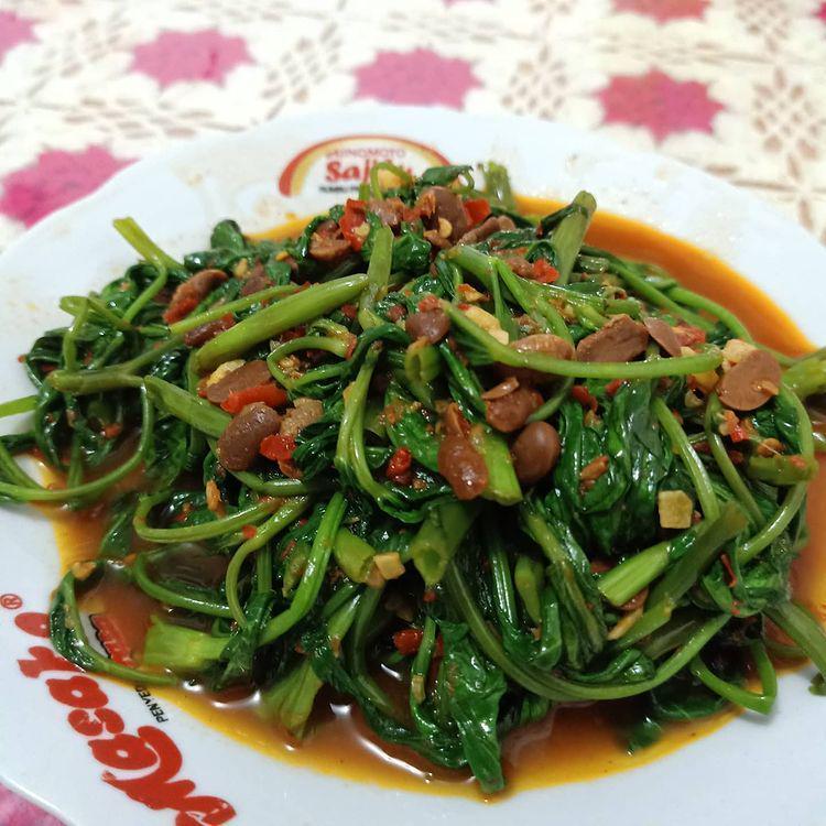 Resep Tumis Bayam Tauco, Lauk Makan Siang yang Nikmat dan Bergizi