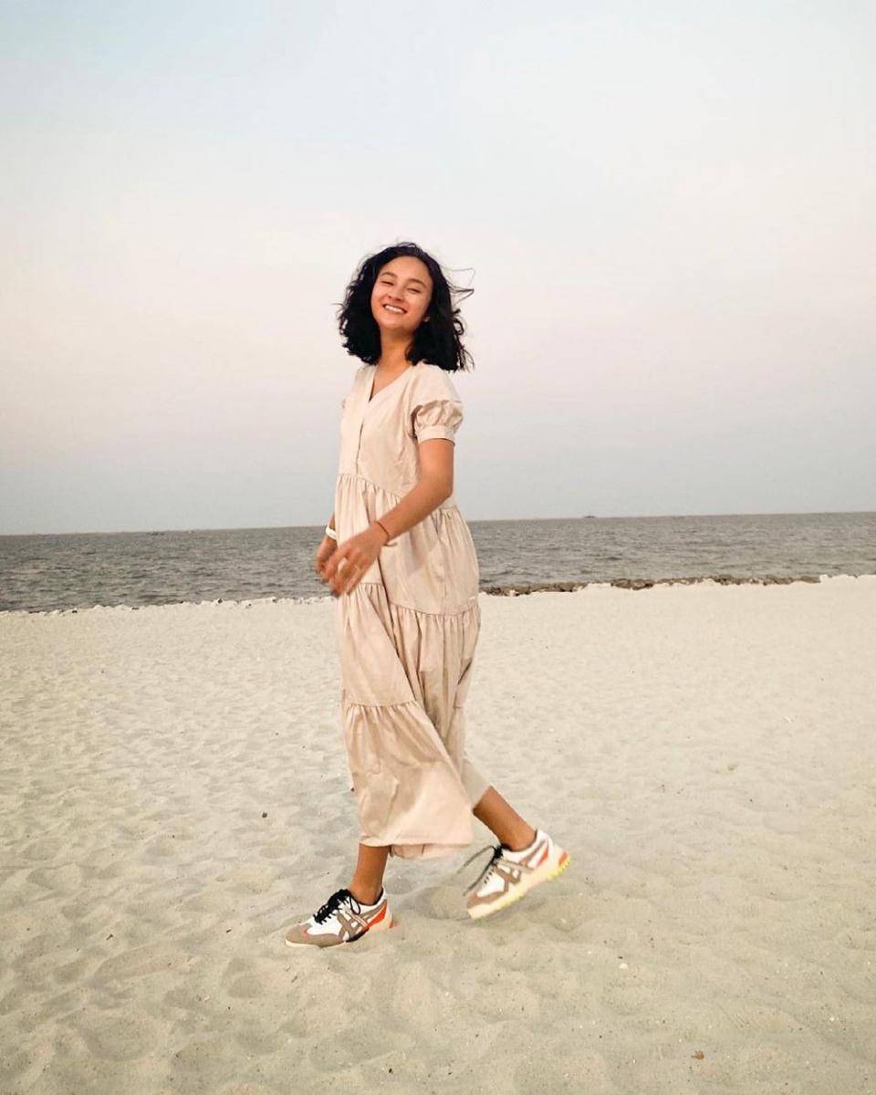 OOTD liburan ala Naomi Zaskia (instagram.com/naonomnom)
