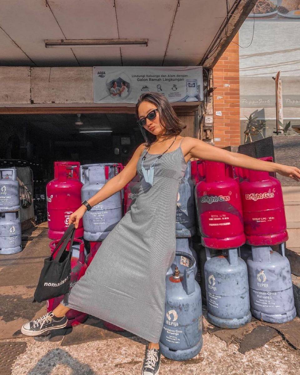 OOTD liburan ala Naomi Zaskia (instagram.com/naonomnom)