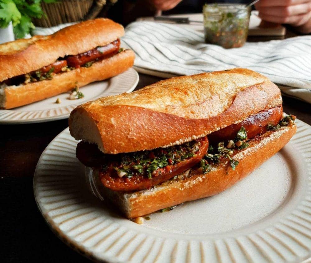choripán (instagram.com/cocina_latina_)