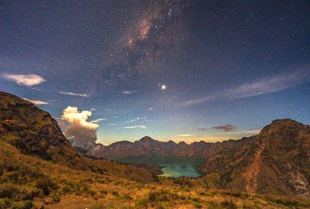 Danau Segara Anak, Lombok (instagram.com/abdoel2007)