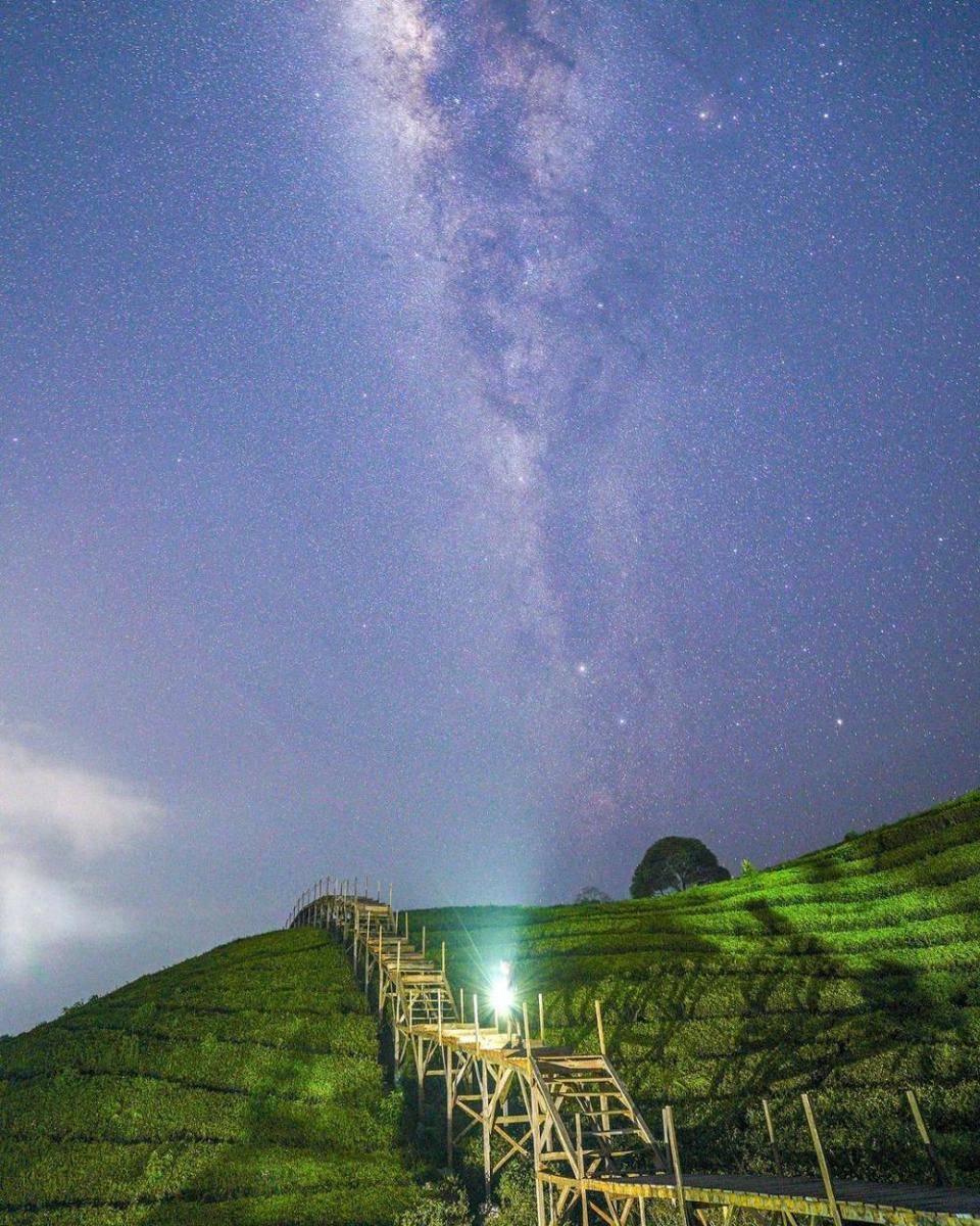 Nuansa Riung Gunung, Jawa Barata (instagram.com/adhikagraha)