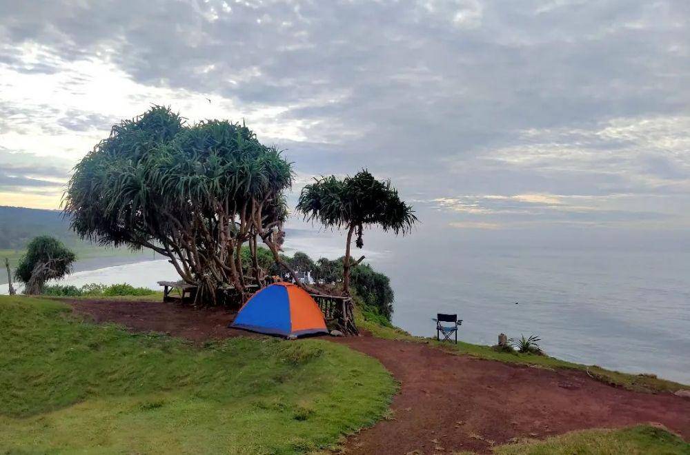 potret Puncak Guha, Garut (instagram.com/don.angga.corleone)