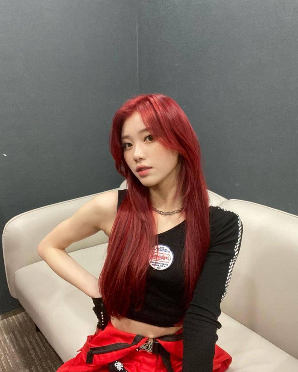 Xiaoting Kep1er (instagram.com/official.kep1er)