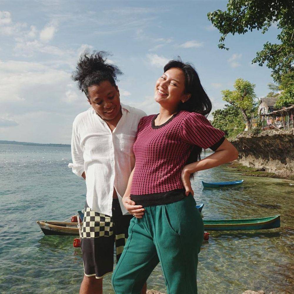 potret baby bump Indah Permatasari (instagram.com/arie_kriting)