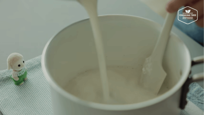 ilustrasi adonan custard (dok. youtube.com/Cooking tree 쿠킹트리)